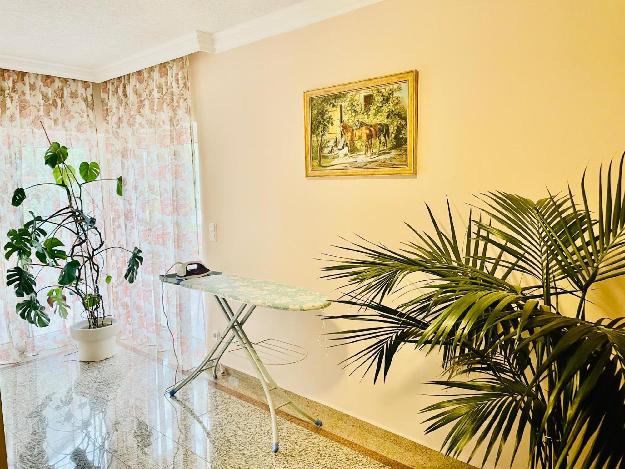 Villa Lux เฮวิซ ภายนอก รูปภาพ